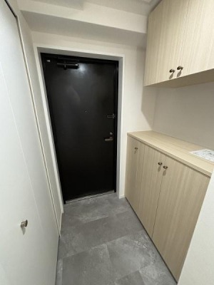 ���� �U�炩�肪���Ȍ��ւ���������̌��֎��[�t