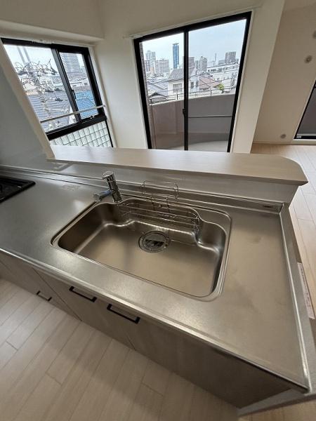 �L�b�`�� �V���v���ȃV���N��