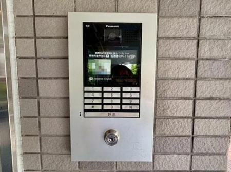 �G���g�����X -