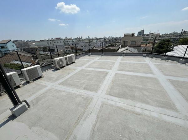 �o���R�j�[ �s��Ȓ��]�ƍL�������˔������A����̃o���R�j�[�I
���̋K�͂̃o���R�j�[�́A�Ȃ��Ȃ��o��܂���A�A�A
BBQ�Ƀv�[���J���A�܂�����ƉƑ��ł��̒��]���i���Ă���������