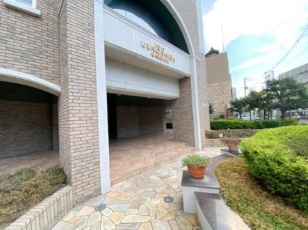 �G���g�����X -