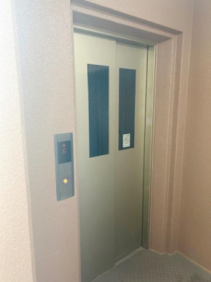 ���̑����p�� �G���x�[�^�[�L