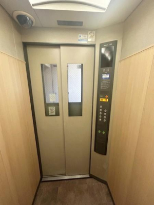 ���̑����p�� �G���x�[�^�[�L