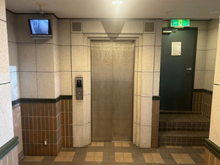 ���̑����p�� �G���x�[�^�[�L