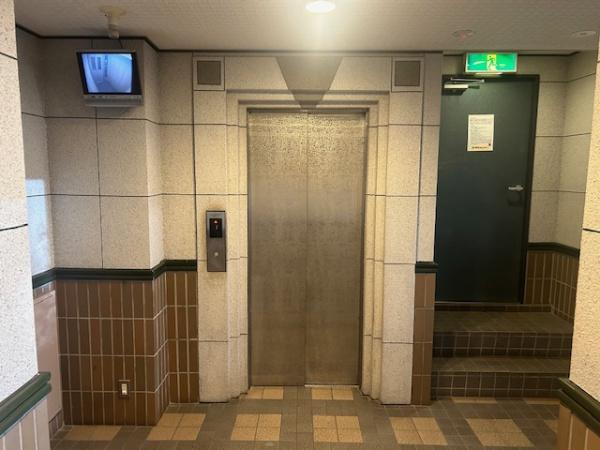 ���̑����p�� �G���x�[�^�[�L