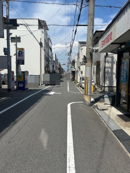 �O�ʓ��H�܂ތ��n�ʐ^ -