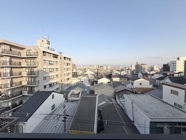 �Z�˂���̒��]�ʐ^ -