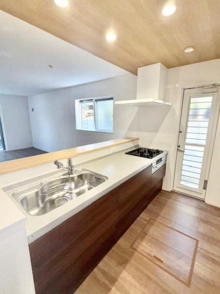 �L�b�`�� -