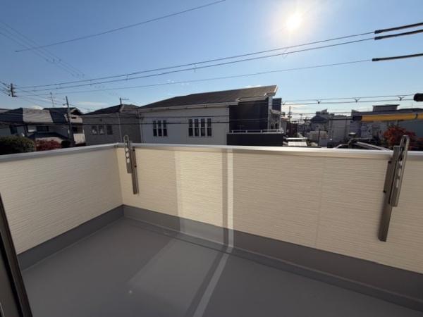 �o���R�j�[ -