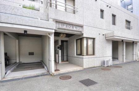 �G���g�����X -