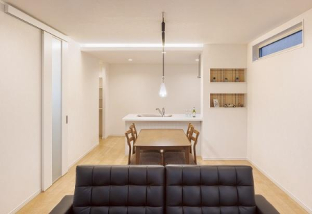 �����v������i�p�[�X�E���ρj �Ƒ��ŉ߂�����ԁ�