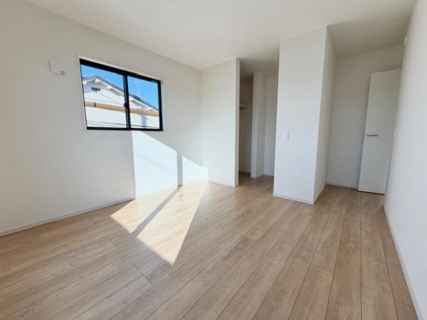 �Q�� �E�I�[�N�C���N���[�[�b�g�t�̐Q��