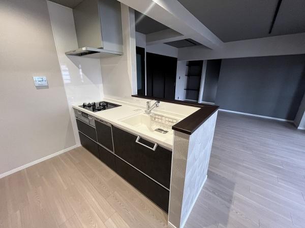 �L�b�`�� ���������D���Ɋ������L�b�`����
