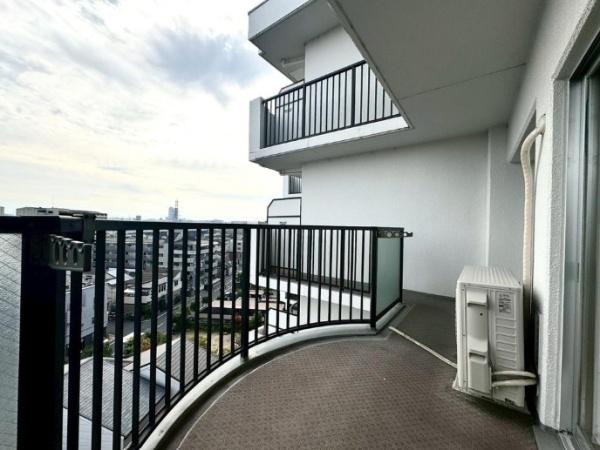 �o���R�j�[ -