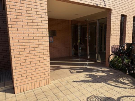 �G���g�����X -