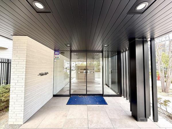 �G���g�����X ���I�[�g���b�N�ݔ���h�ƃJ�����̐ݒu������Z�L�����e�B�[�ʂł����S���ĕ�点��Z�܂�