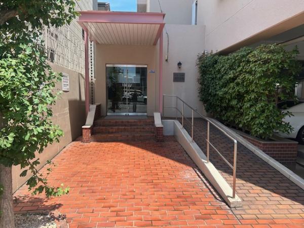 �G���g�����X ������������G���g�����X�ł���