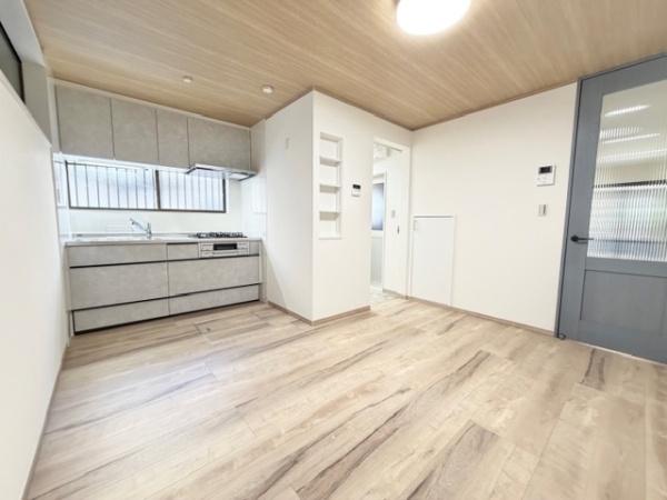 ���r���O �Ƒ��c���̎��Ԃ����������Ȃ��났��LDK��