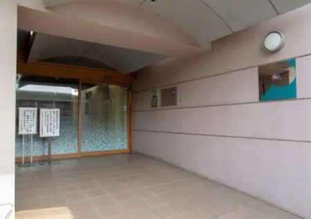 �G���g�����X �I�[�g���b�N�ݔ�������Z�L�����e�B�[�ʂł����S���ĕ�点��Z�܂���