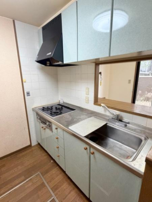 �L�b�`�� �������D���Ɋ������V�X�e���L�b�`����
