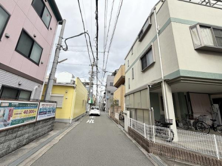 �O�ʓ��H�܂ތ��n�ʐ^ -