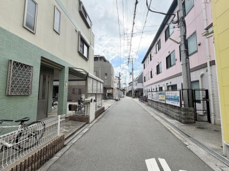 �O�ʓ��H�܂ތ��n�ʐ^ -