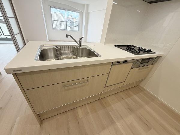 �L�b�`�� �������D���Ɋ������V�X�e���L�b�`����
