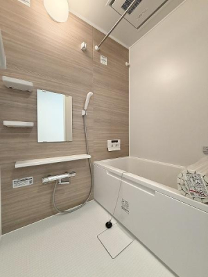 ���� ����̔��������o�X���[���I