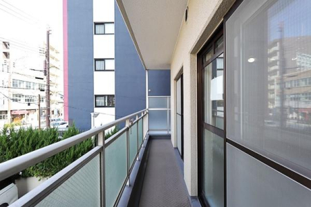 �o���R�j�[ -