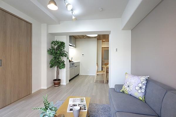 ���r���O -