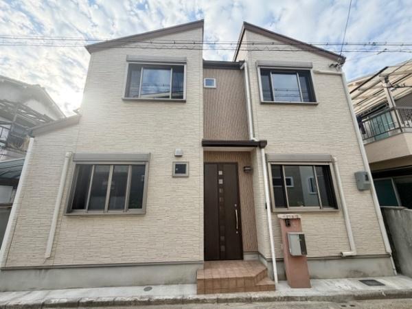 ���n�O�ώʐ^ �Ԍ��̍L���ˌ��ł��B