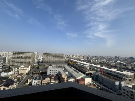 �Z�˂���̒��]�ʐ^ ���o���R�j�[����̒��]�ʐ^�ł��B