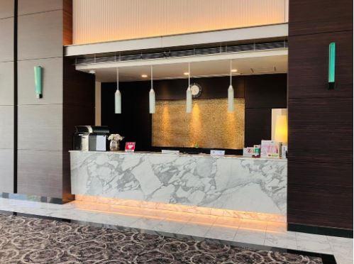 ���r�[ �����̓z�e�����C�N�ȓ��L���\���ŁA�܂��t�����g�ɂ̓R���V�F���W���T�[�r�X������܂�