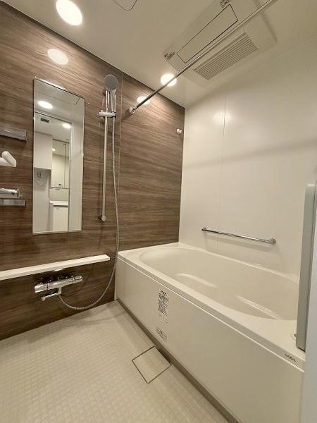 ���� ����̔��������o�X���[���I