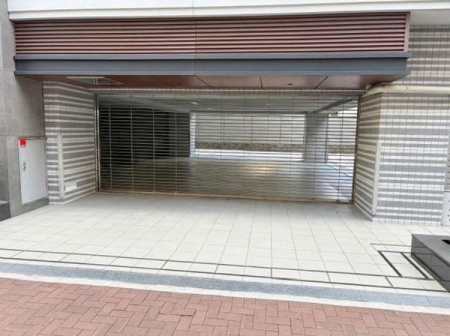  �~�n���ɒ��ԏ��