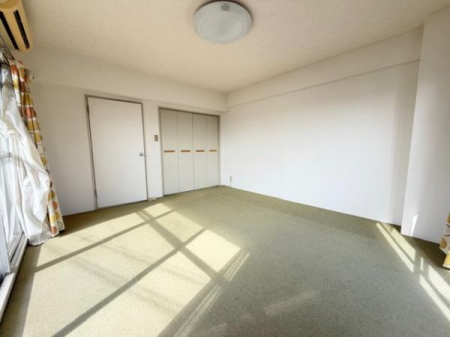 �Q�� �E�I�[�N�C���N���[�[�b�g�t�̐Q��