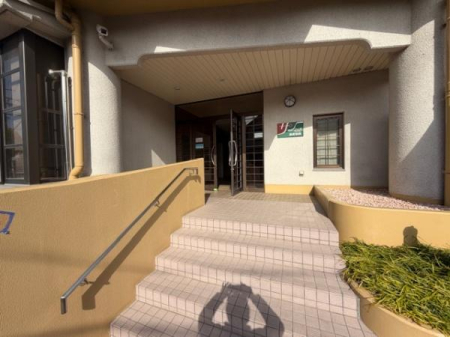 �G���g�����X -