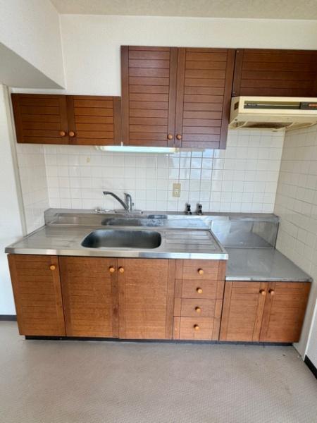 �L�b�`�� ���������D���Ɋ������L�b�`����
