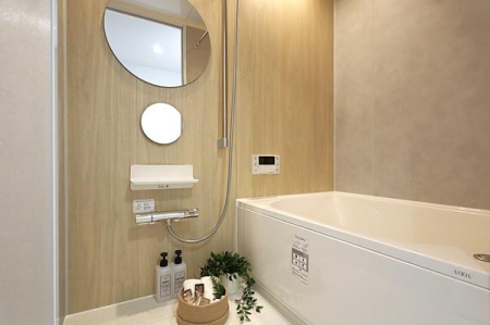 ���� ����̔��������o�X���[���I