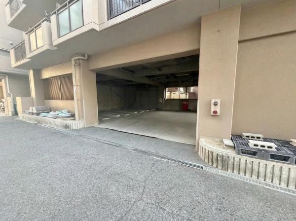  �~�n���ɒ��ԏ��