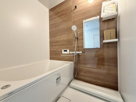 ���� ����̔��������o�X���[���I