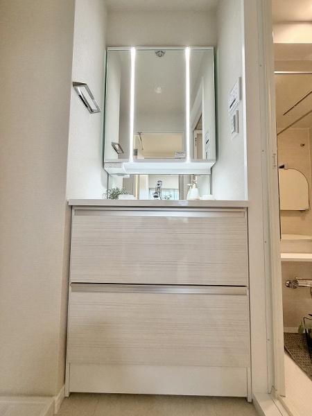 ���ʑ�E���ʏ� -