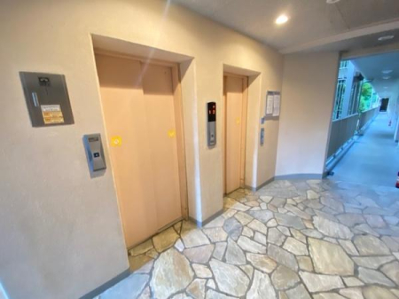 ���̑����p�� �G���x�[�^�[�Q��L