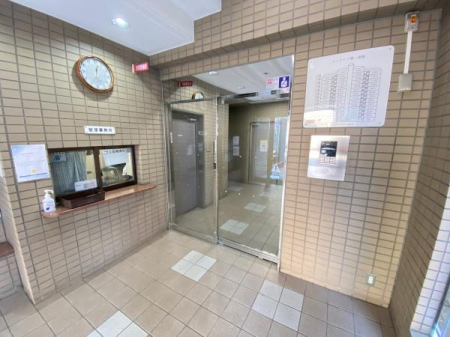 �G���g�����X �I�[�g���b�N�ݔ�������Z�L�����e�B�[�ʂł����S���ĕ�点��Z�܂���