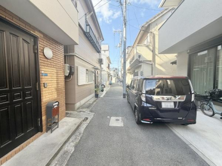 �O�ʓ��H�܂ތ��n�ʐ^ -