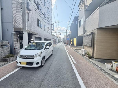 �O�ʓ��H�܂ތ��n�ʐ^ -