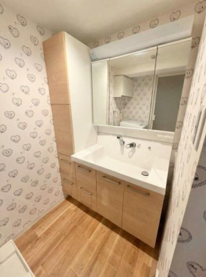 ���ʑ�E���ʏ� ���̐g�x�x���ɂ͌������Ȃ����ʑ�B
�����������������A�w�A�Z�b�g��������Ɛ��ʑ䂪���邾���ő�ϕ֗��ł��ˁB