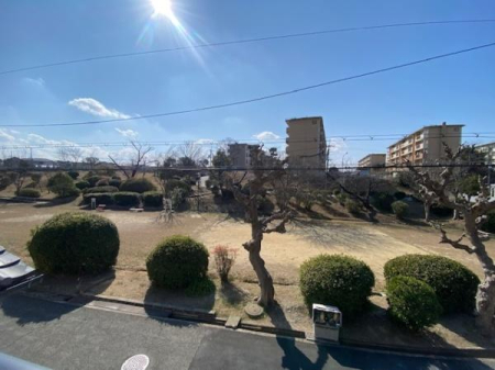 �Z�˂���̒��]�ʐ^ ���o���R�j�[����̒��]�ʐ^�ł��B