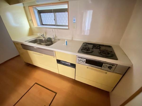 �L�b�`�� �������D���Ɋ������V�X�e���L�b�`����
