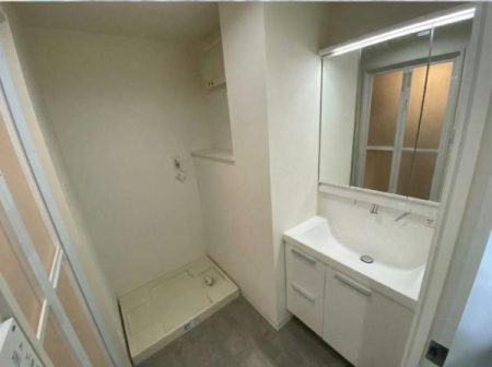 ���ʑ�E���ʏ� ���ʐ^�͉Ƌ�������H���Ă���܂��B